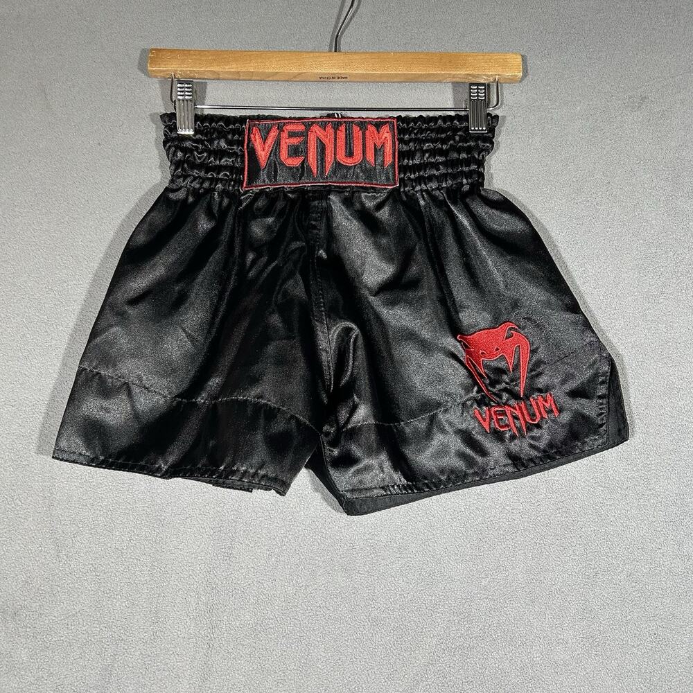 Venum Muay Thai Boxing Shorts Black Red Satin Athletic Training Mens Sz Small
